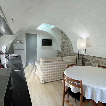 Le Doolie'S Biarritz - Panglao Garden Wifi Tv Bbq Apartment Exterior foto